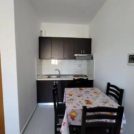 Naço Ksamil