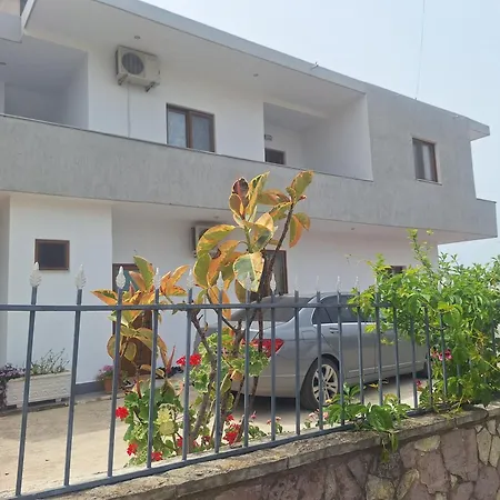 Naco Apartment *