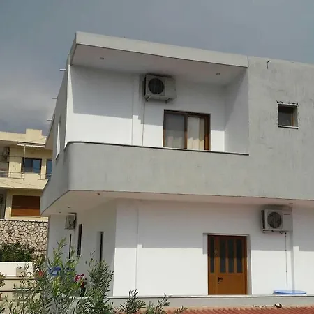 Naco Apartment